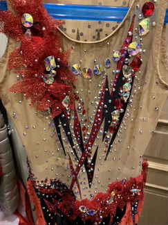 Купальник для художественной гимнастки