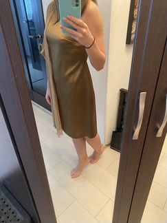 Платье золотое