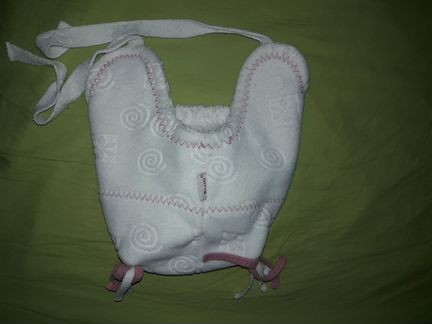 Шапка для девочки на 2.5-4 года