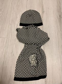 Набор шапка и шарф Versace