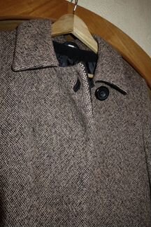 Пальто демисезонное. Женское. Разм 50-52