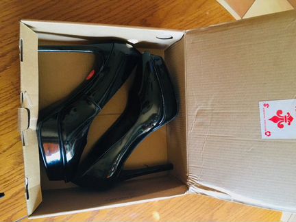 Туфли черные на платформе 36 размер