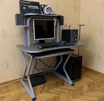 Компьютер в сборе LGA771 Intel Xeon X5470 + стол