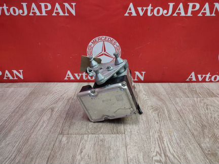 Блок ABS (Модуль абс) Mercedes W204 C204 M271turbo