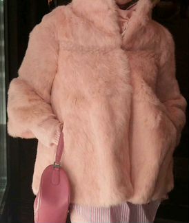 Шуба полушубок новая персиковая розовая