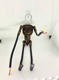 Лампоголовый монстр