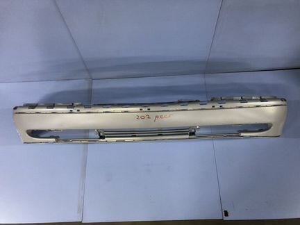 Бампер Мерседес бенц W202 C-class рест