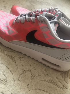 Кроссовки Nike