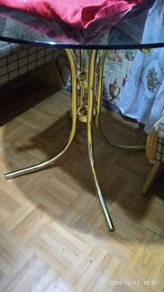Стол