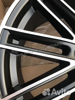 Диски на Porsche Cayenne Порше Кайен III R 21