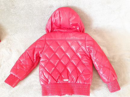 Красная куртка esprit демисезонная на 3-4-5 лет